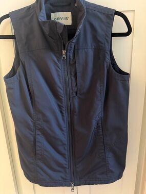 Orvis Navy Quilted Vest with Branded Tag